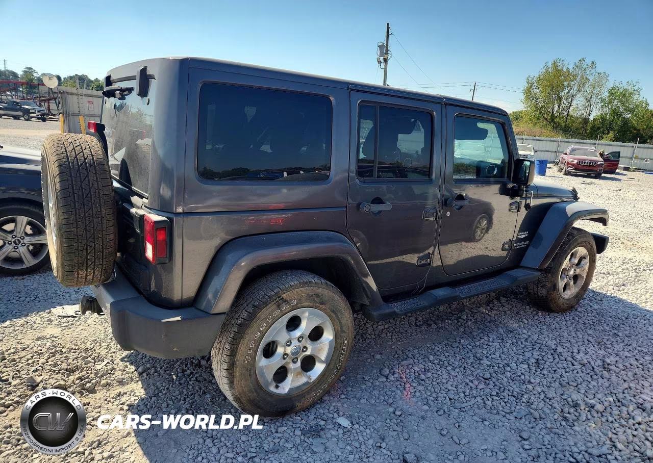 2014 Jeep Wrangler Unlimited Sahara VIN:1C4BJWEG2EL234015 - 3