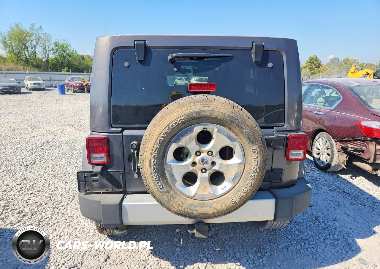 2014 Jeep Wrangler Unlimited Sahara VIN:1C4BJWEG2EL234015 - 6