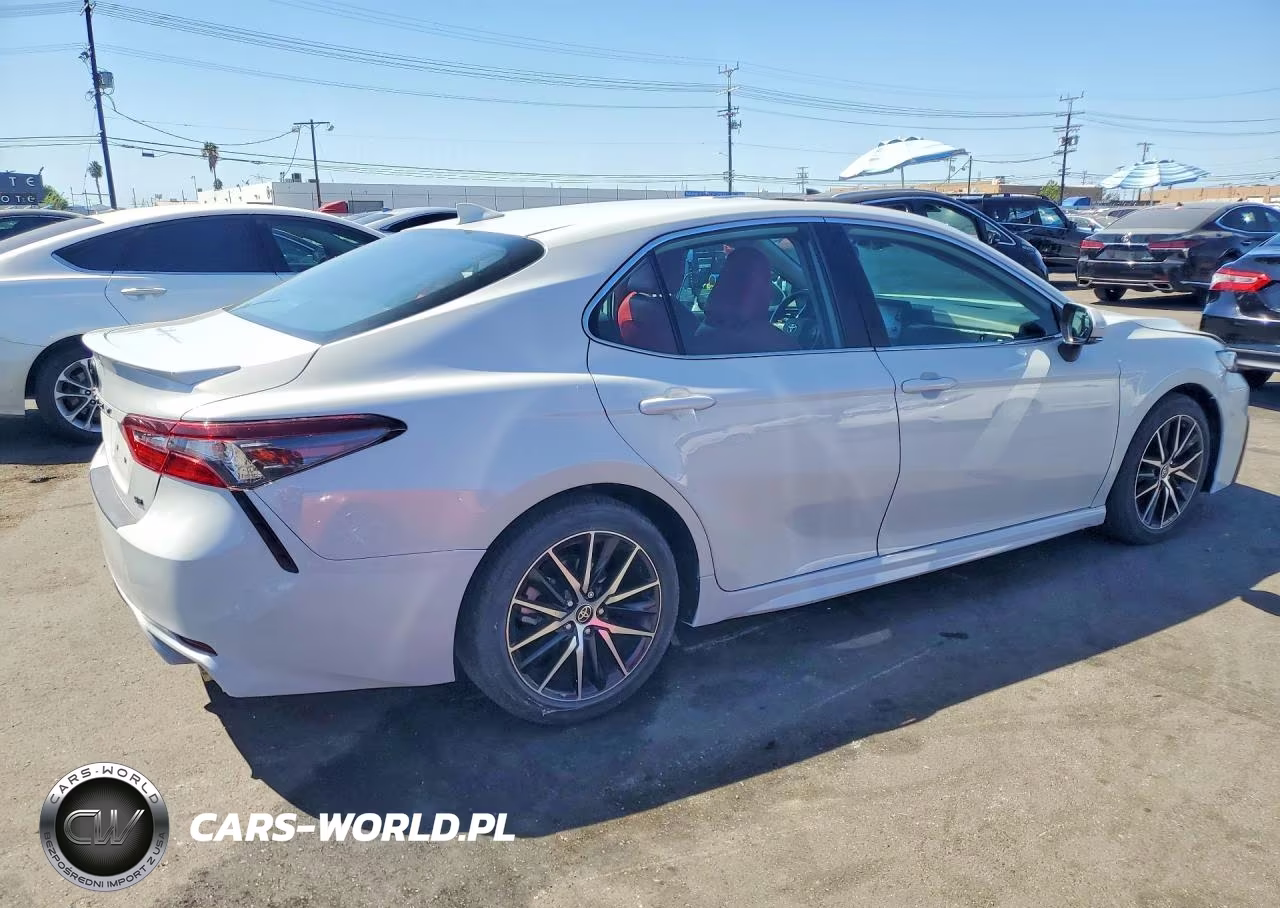 2024 Toyota Camry Se VIN:4T1G11AK1RU263066 - 3