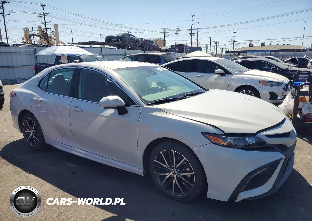 2024 Toyota Camry Se VIN:4T1G11AK1RU263066 - 4