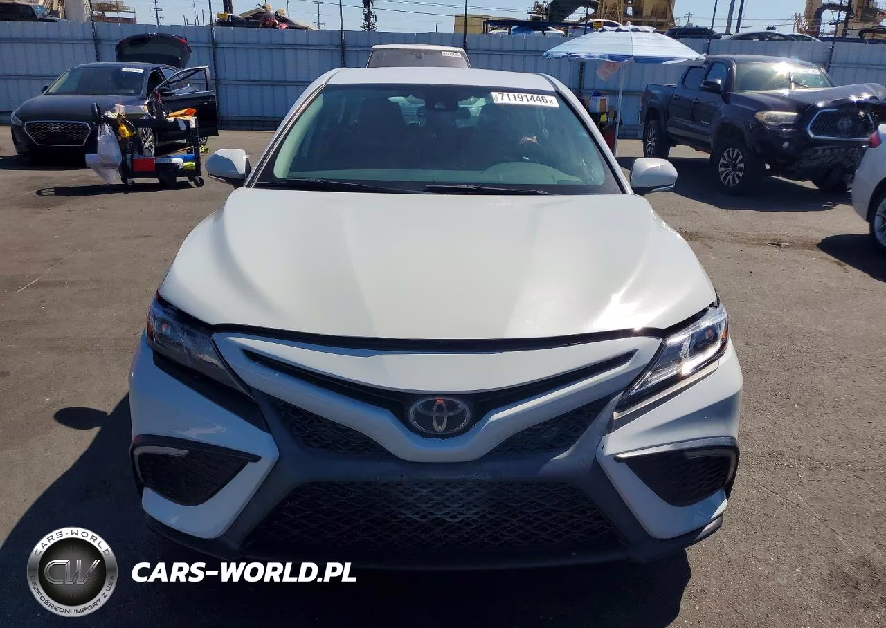 2024 Toyota Camry Se VIN:4T1G11AK1RU263066 - 5