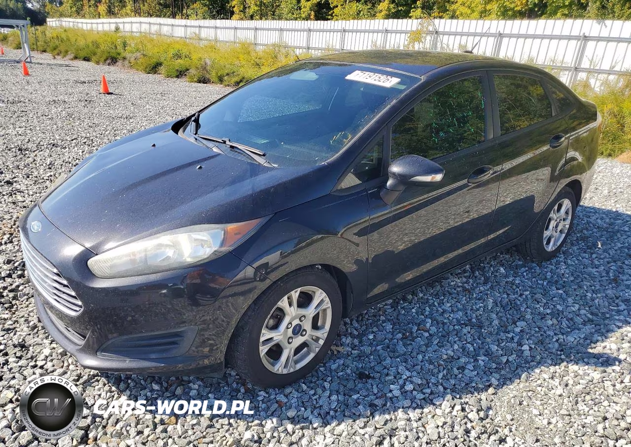2015 Ford Fiesta Se VIN:3FADP4BJ3FM148049 - 1