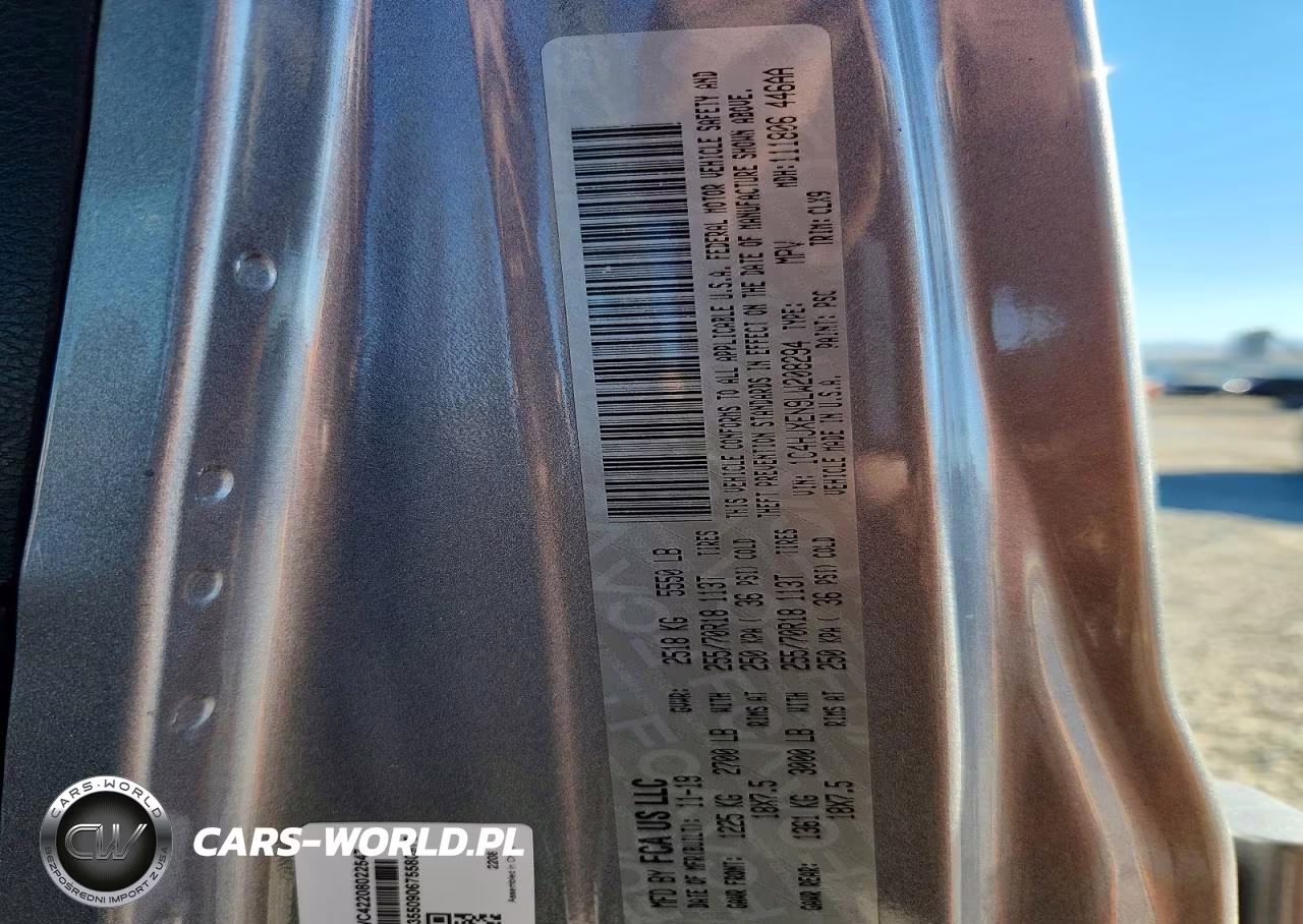 2020 Jeep Wrangler Unlimited Sahara VIN:1C4HJXEN9LW208294 - 12