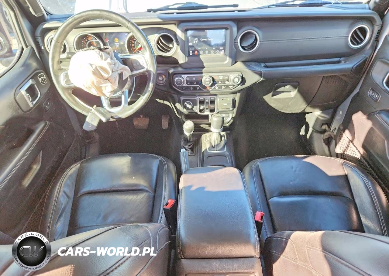 2020 Jeep Wrangler Unlimited Sahara VIN:1C4HJXEN9LW208294 - 8
