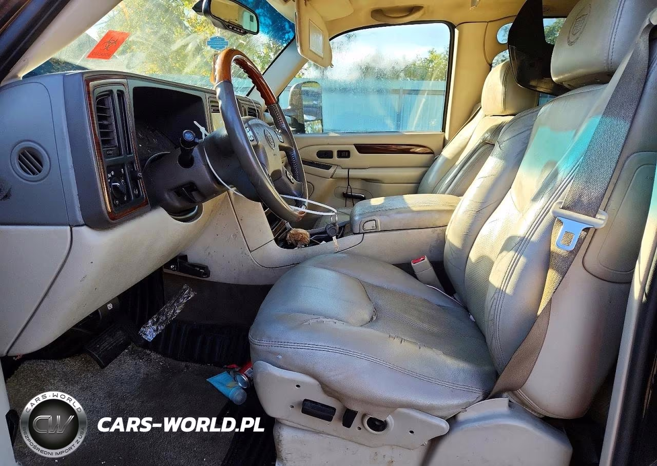 2003 Cadillac Escalade Luxury VIN:1GYEK63N23R152236 - 7