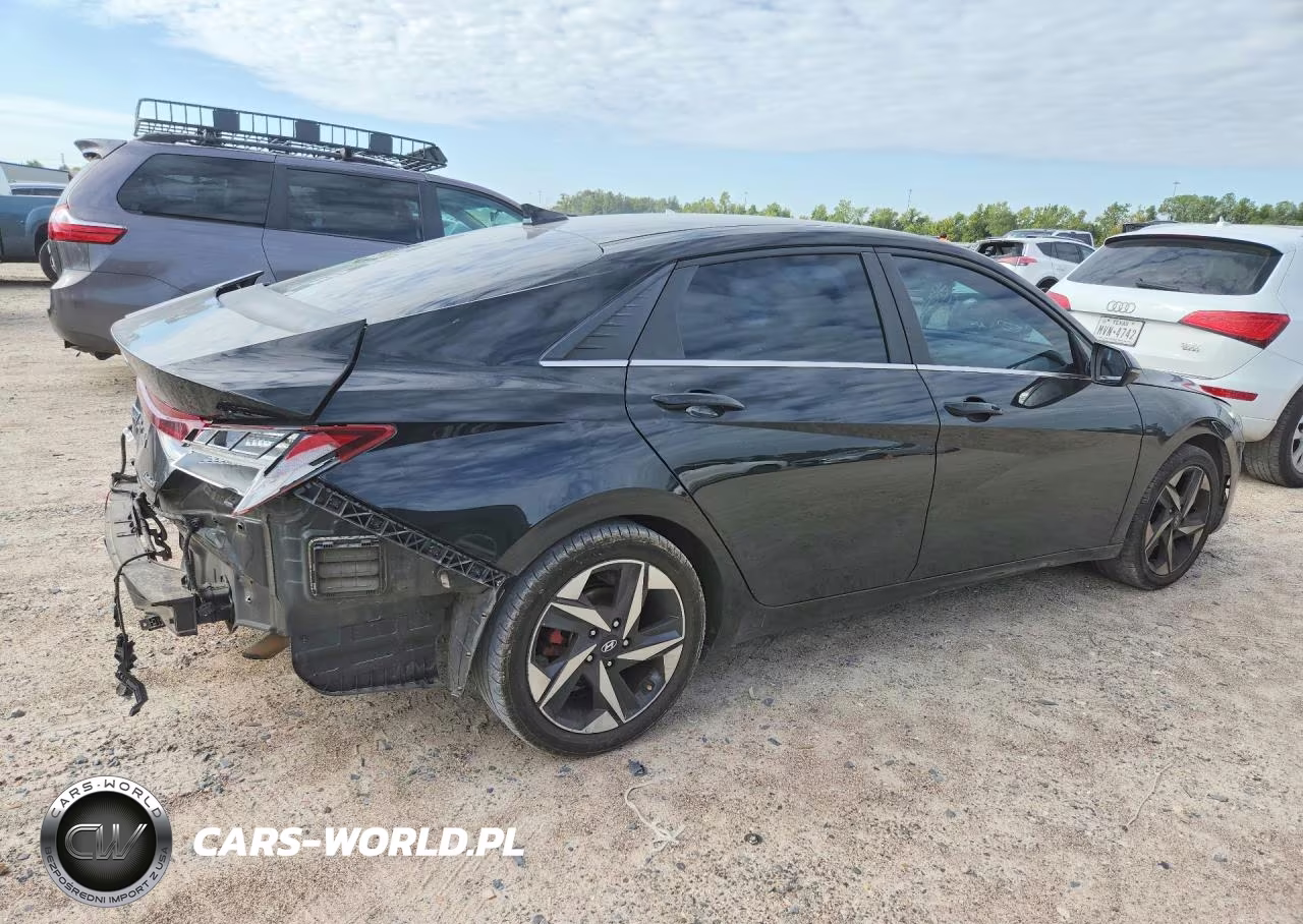 2021 Hyundai Elantra Limited VIN:KMHLP4AG4MU151977 - 3