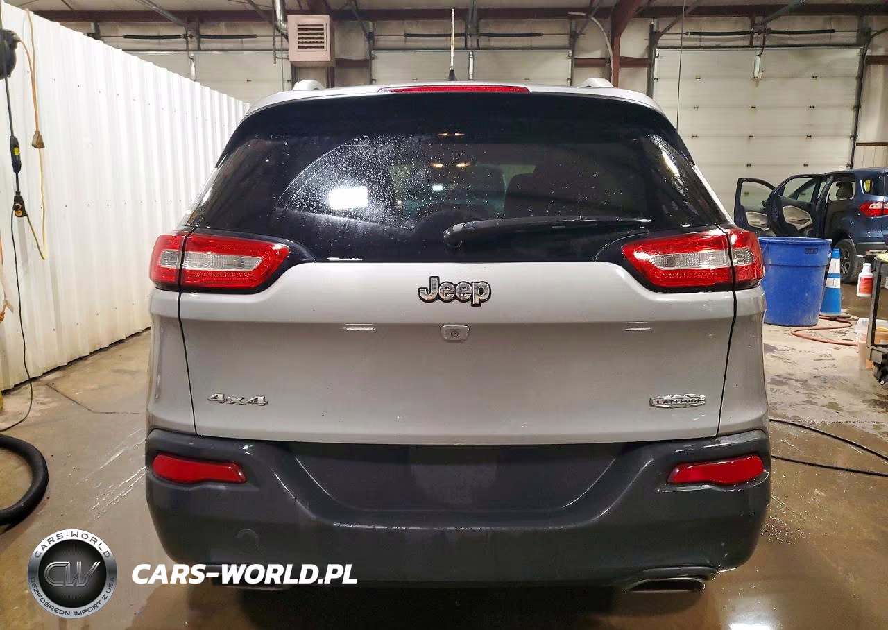 2015 Jeep Cherokee Latitude VIN:1C4PJMCS0FW545086 - 6