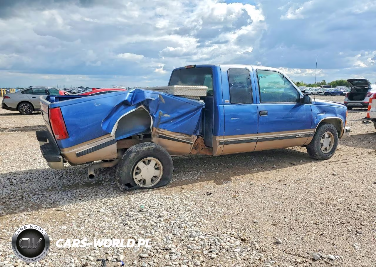 1997 Chevrolet Gmt-400 C1500 VIN:2GCEC19R8V1173989 - 3