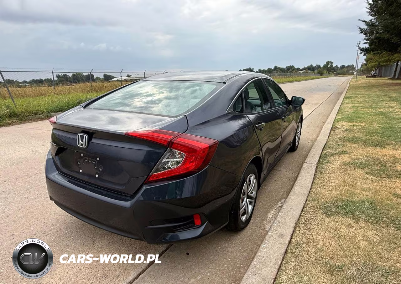 2018 Honda Civic Lx VIN:2HGFC2E57JH513195 - 4