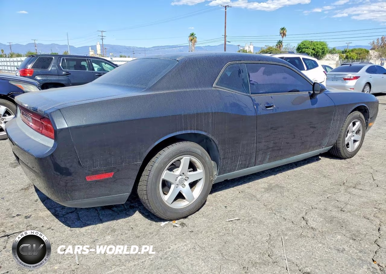 2010 Dodge Challenger Se VIN:2B3CJ4DV3AH110157 - 3