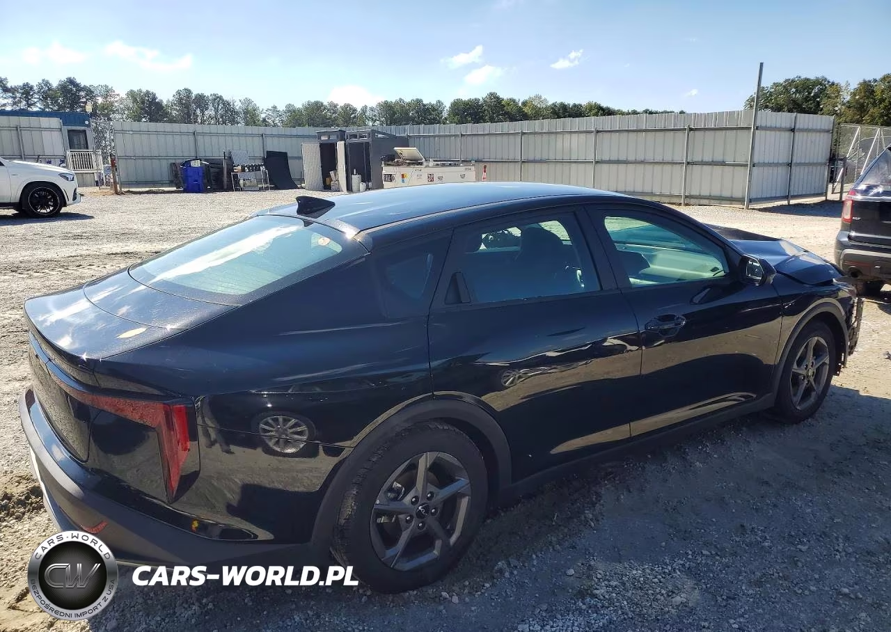 2025 Kia K4 Lxs VIN:3KPFT4DE3SE060007 - 3