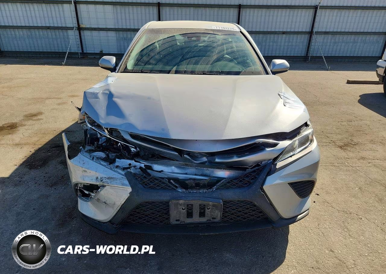 2018 Toyota Camry Hybrid Se VIN:4T1B21HK8JU507295 - 5