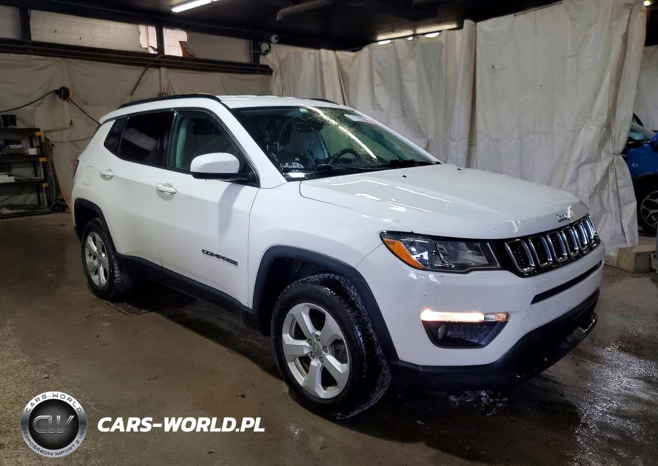 2017 Jeep Compass Latitude VIN:3C4NJDBB2HT641481 - 4