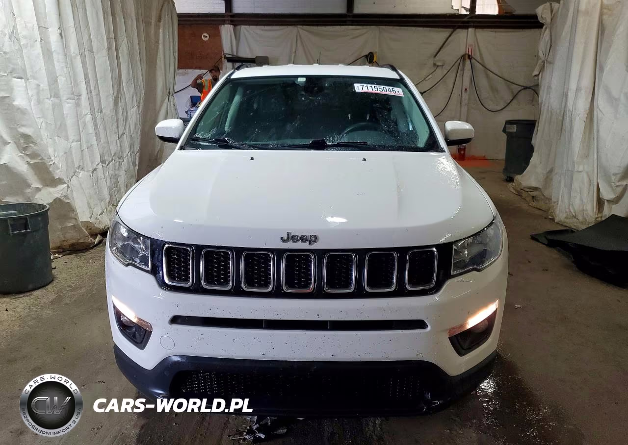 2017 Jeep Compass Latitude VIN:3C4NJDBB2HT641481 - 5