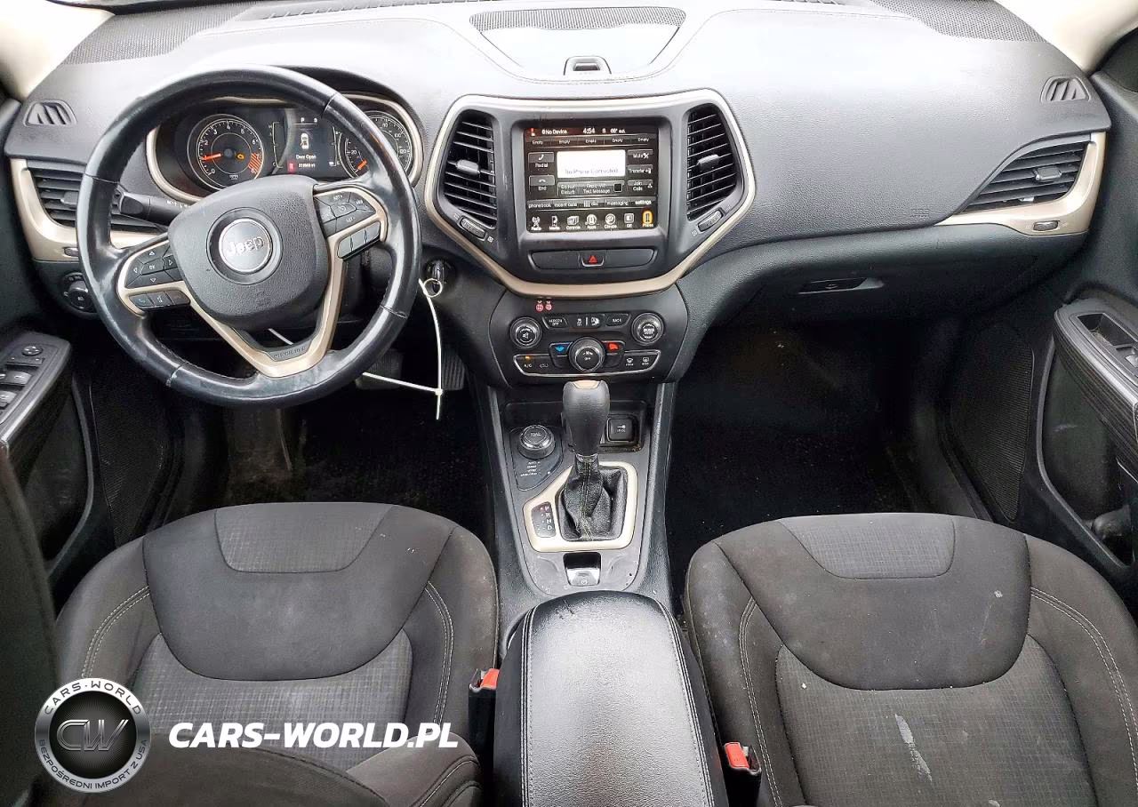 2015 Jeep Cherokee Latitude VIN:1C4PJMCSXFW708360 - 8