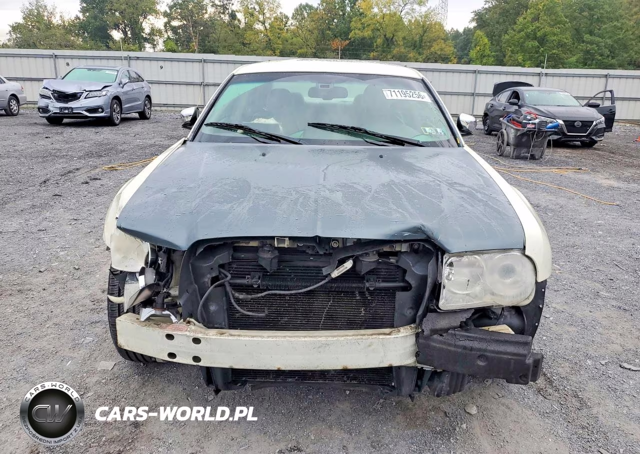 2007 Chrysler 300C VIN:2C3KA63H47H861900 - 5