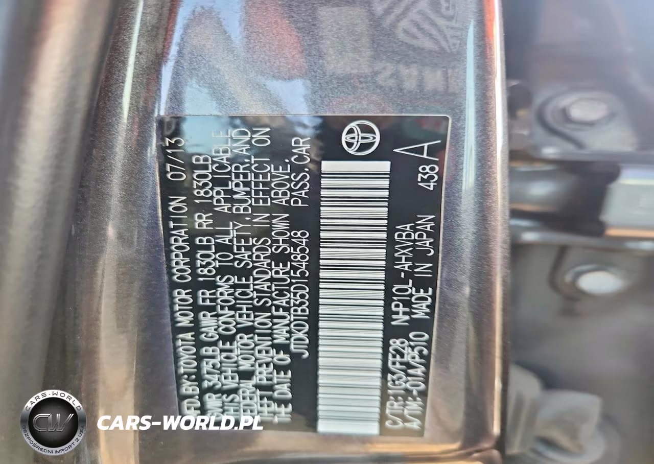 2013 Toyota Prius C One VIN:JTDKDTB35D1548548 - 12