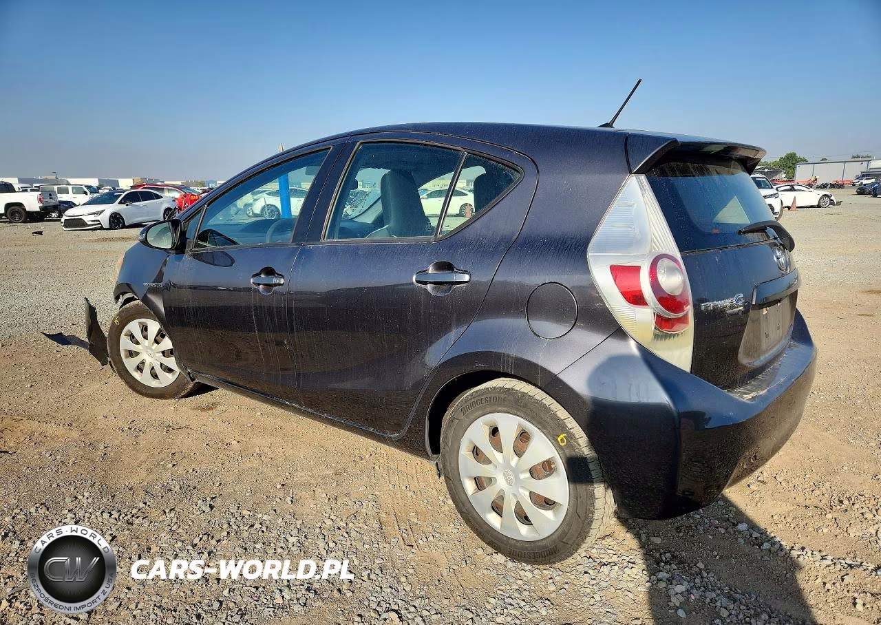 2013 Toyota Prius C One VIN:JTDKDTB35D1548548 - 2