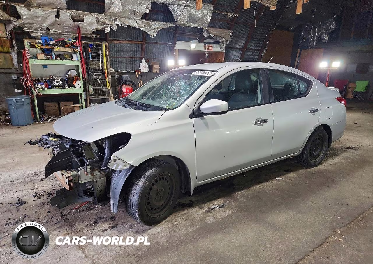 2016 Nissan Versa 1.6 Sv – zdjęcie 1 z 12