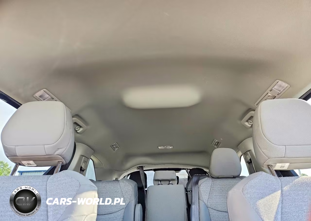 2024 Toyota Sienna Le VIN:5TDKSKFCXRS119393 - 10