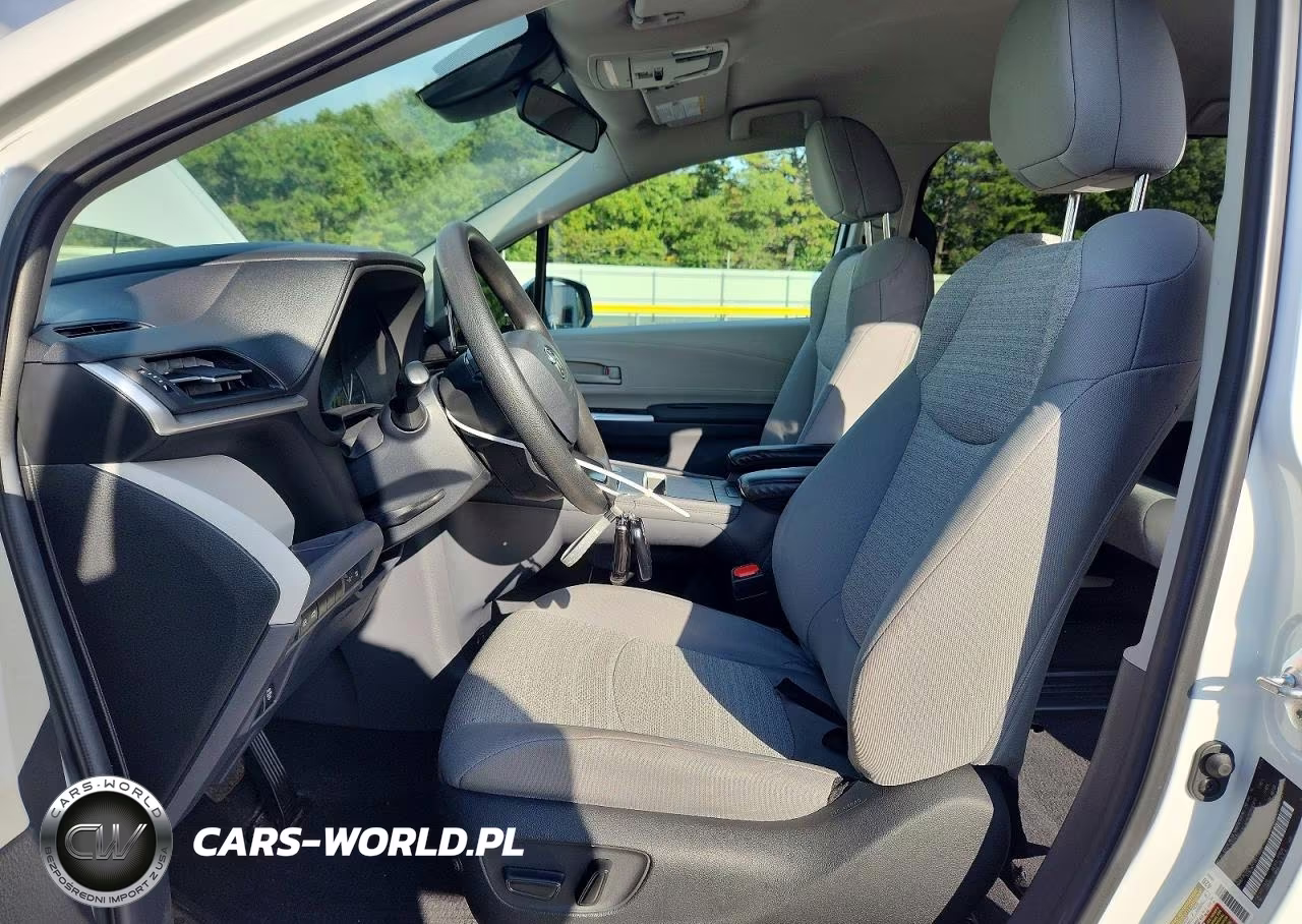 2024 Toyota Sienna Le VIN:5TDKSKFCXRS119393 - 7