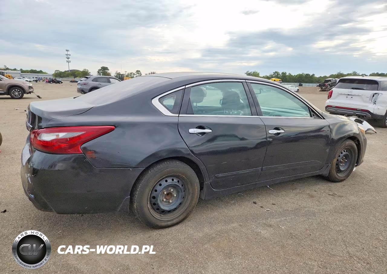 2018 Nissan Altima 2.5 S VIN:1N4AL3AP5JC105518 - 3