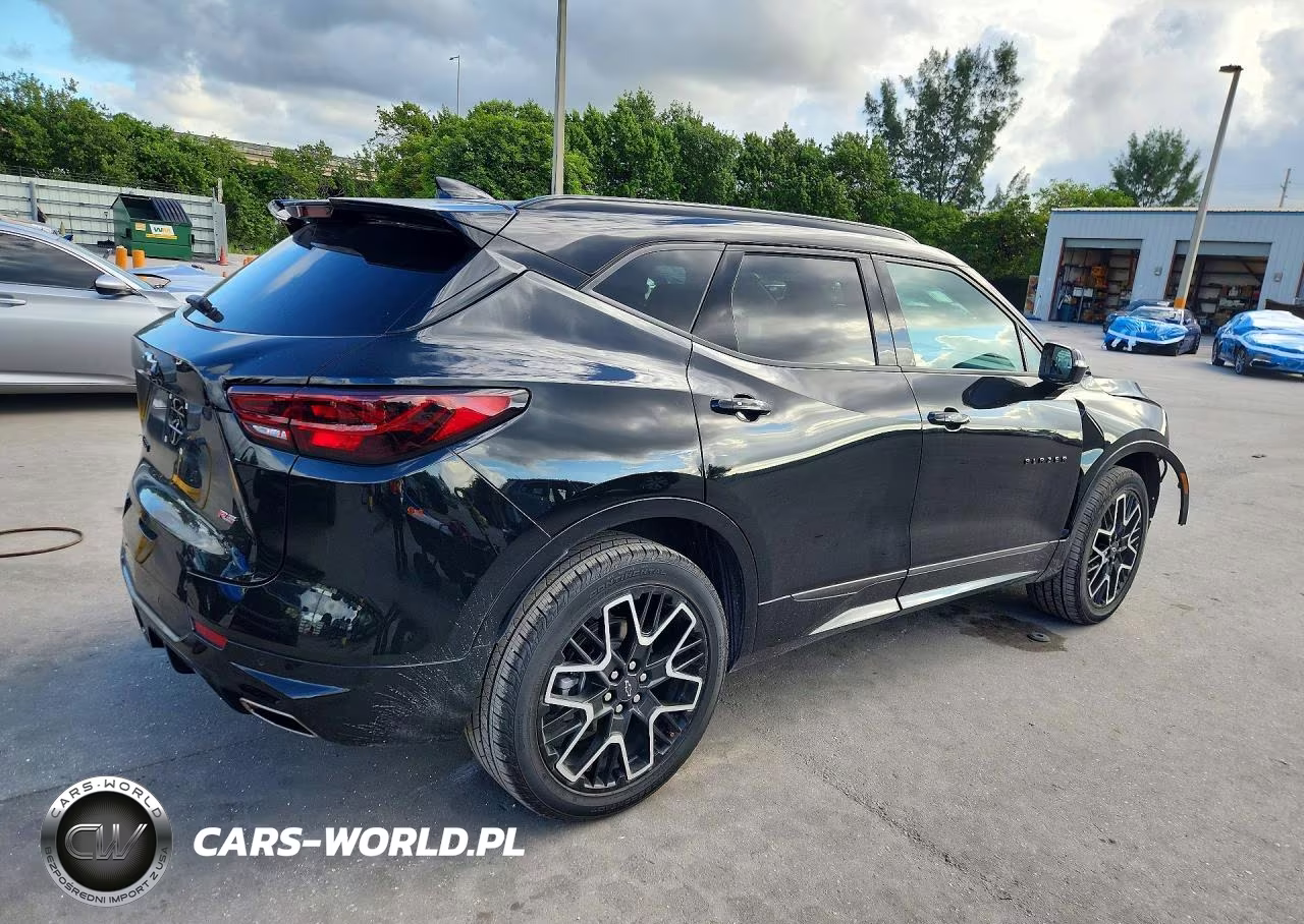 2025 Chevrolet Blazer Rs VIN:3GNKBERS1SS266831 - 3