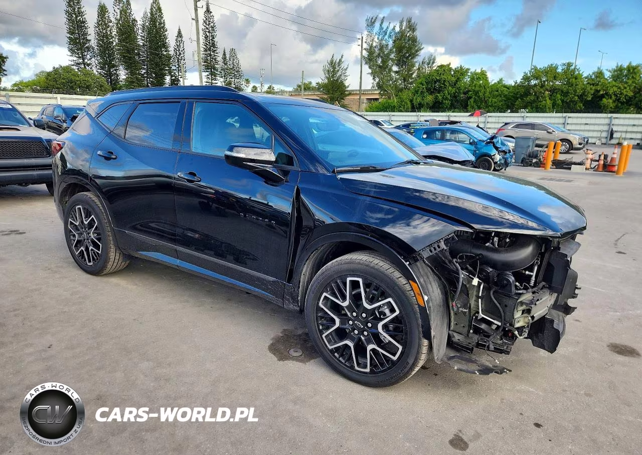 2025 Chevrolet Blazer Rs VIN:3GNKBERS1SS266831 - 4