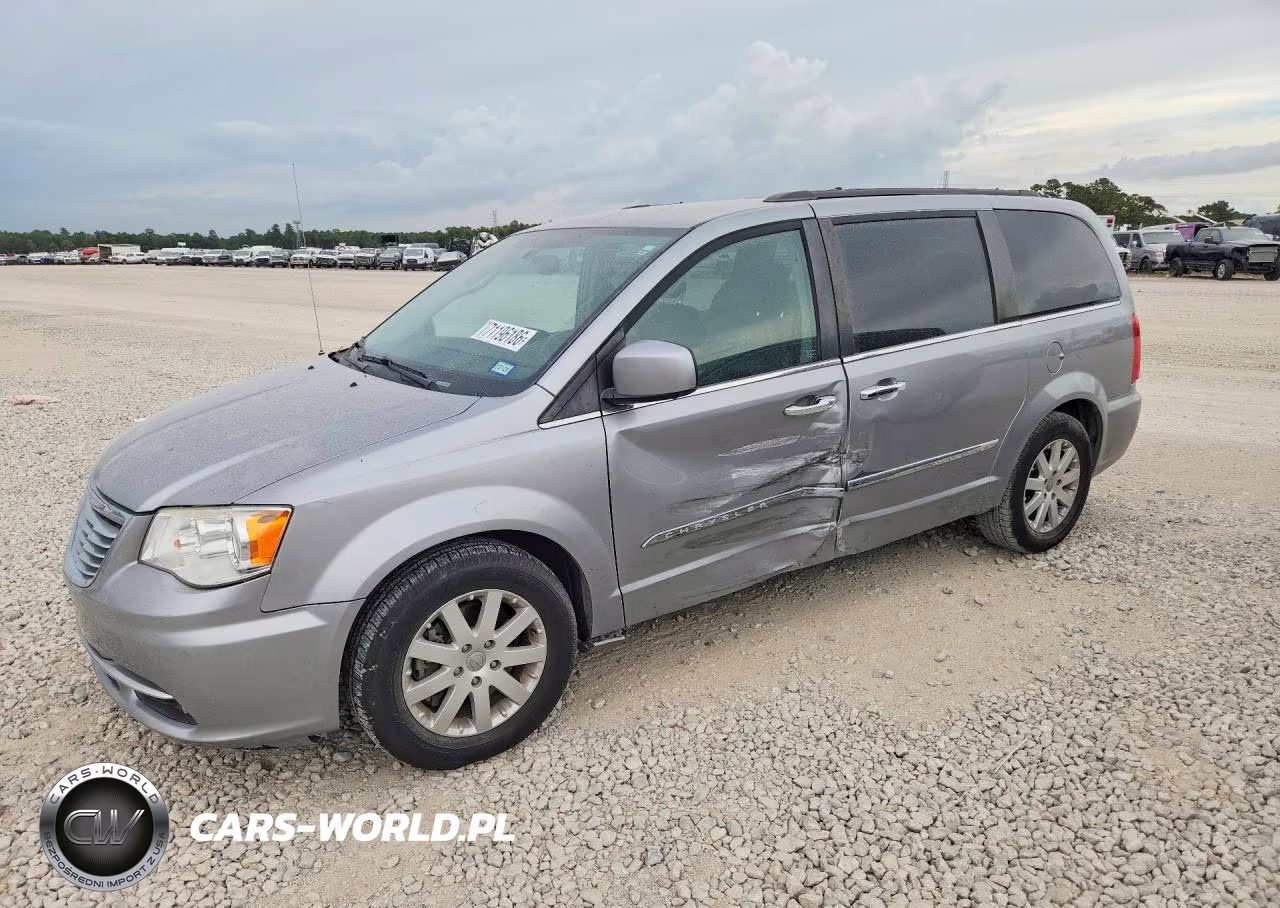 2015 Chrysler Town & Country Touring VIN:2C4RC1BG2FR731347 - 1