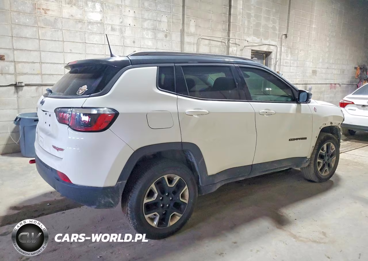 2018 Jeep Compass Trailhawk VIN:3C4NJDDBXJT210714 - 3
