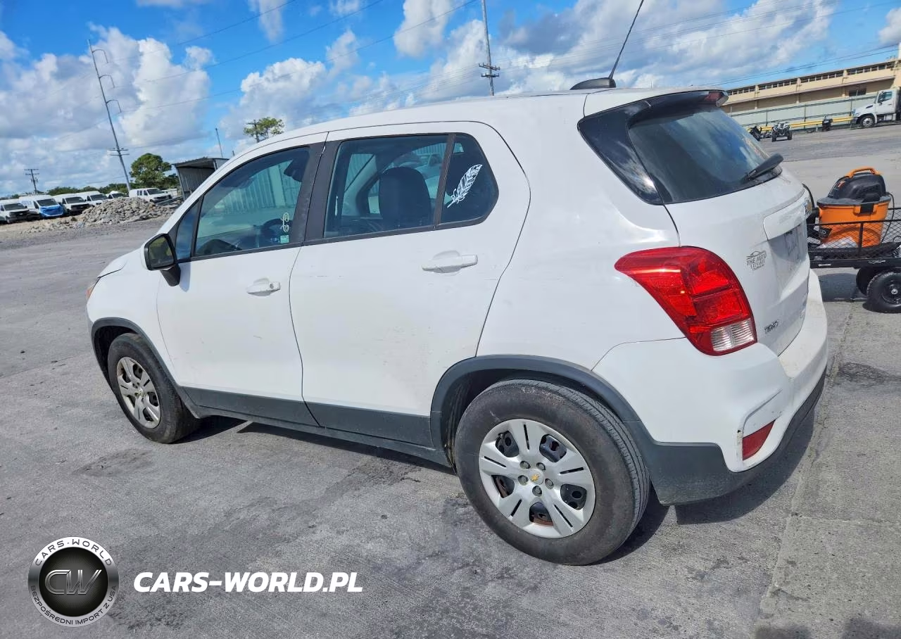 2018 Chevrolet Trax Ls VIN:3GNCJKSB8JL358818 - 2