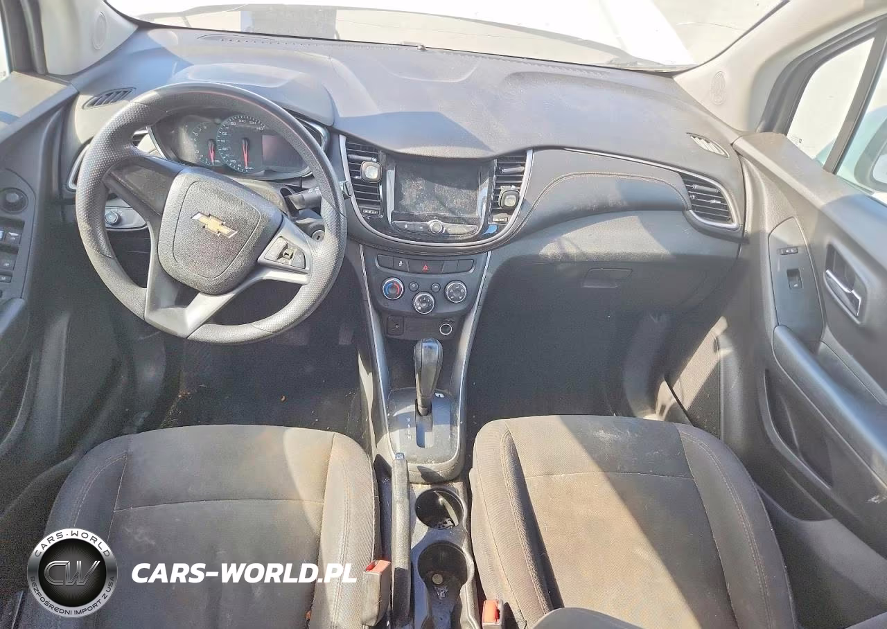 2018 Chevrolet Trax Ls VIN:3GNCJKSB8JL358818 - 8