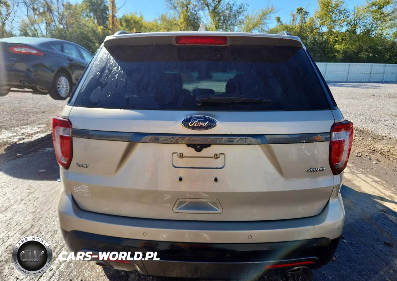 2017 Ford Explorer Xlt VIN:1FM5K8D88HGA99535 - 6