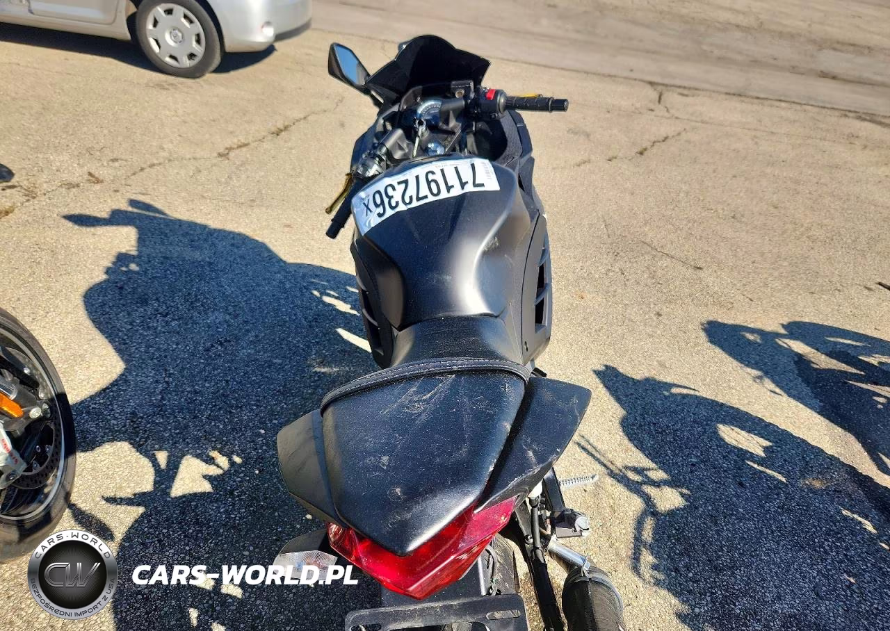 2017 Kawasaki Ex300 A VIN:JKAEX8A11HDA33629 - 6