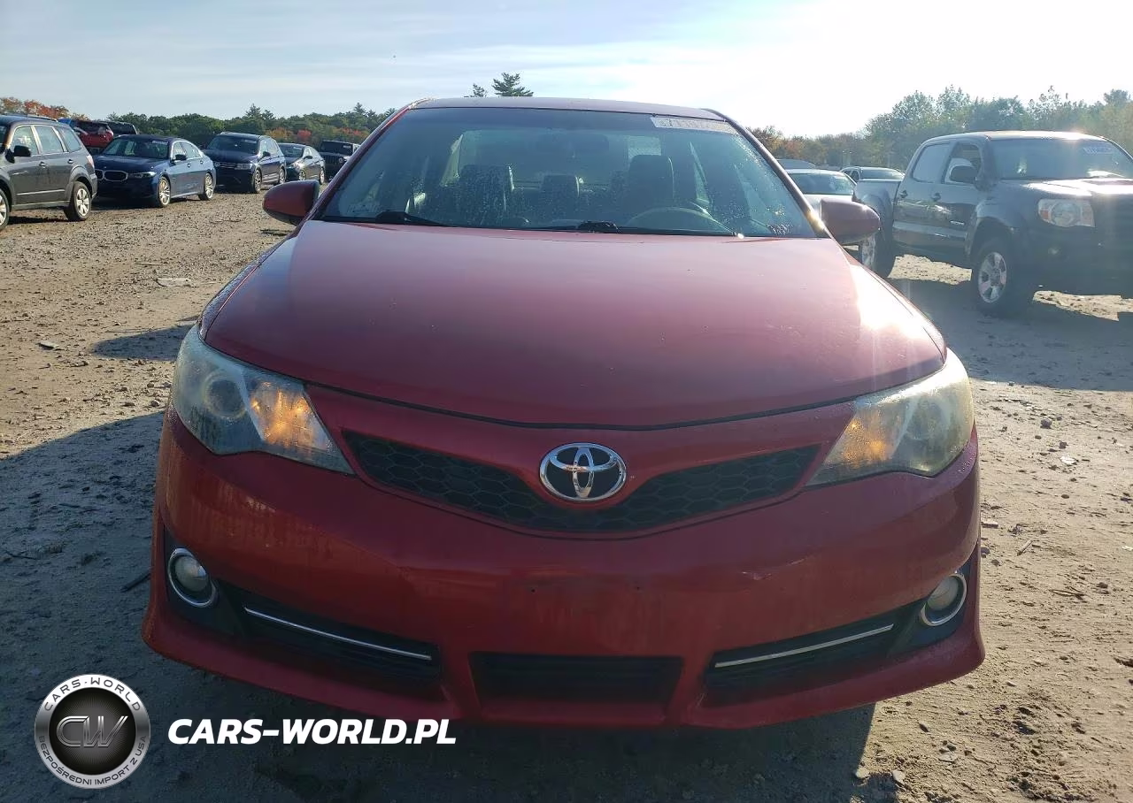 2014 Toyota Camry Se VIN:4T1BF1FK9EU757559 - 5