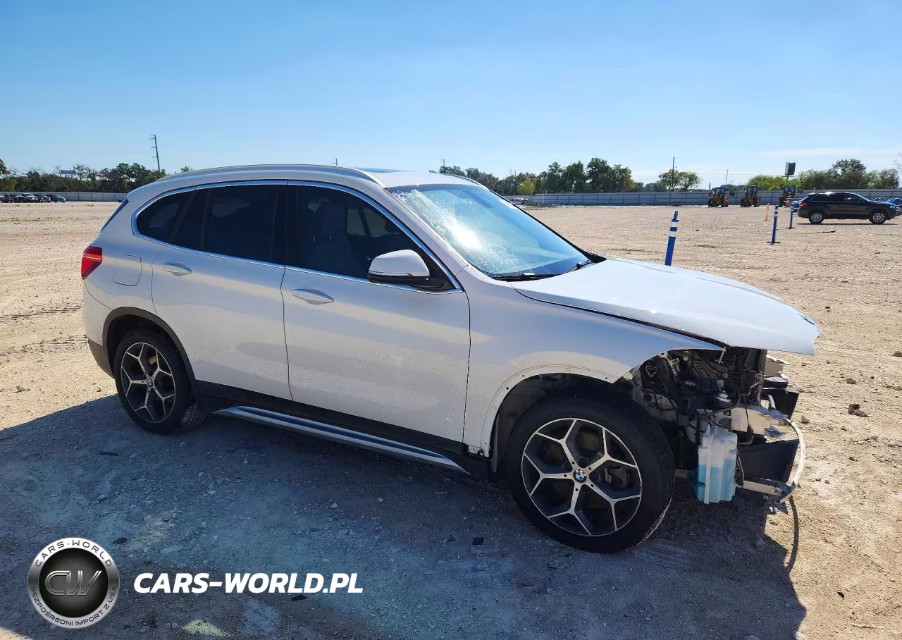 2018 BMW X1 Sdrive28I VIN:WBXHU7C33J5L06414 - 4