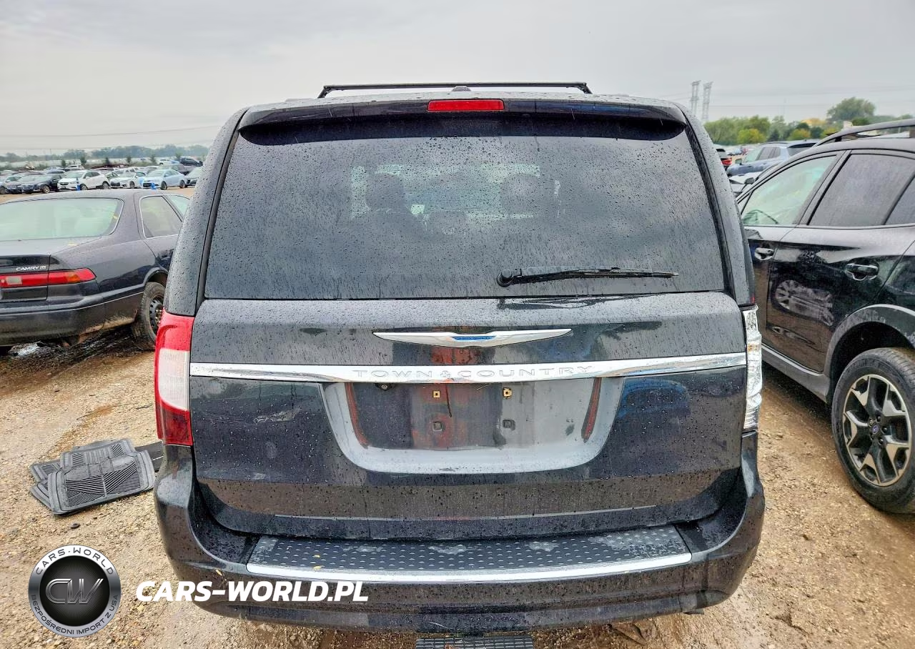 2011 Chrysler Town & Country Touring L VIN:2A4RR8DG2BR604929 - 6