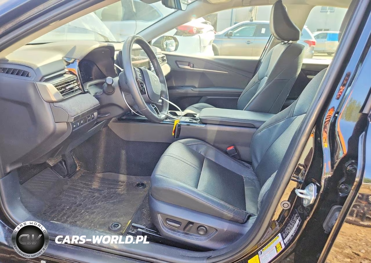 2025 Toyota Camry Xle VIN:4T1DBADK0SU011472 - 7