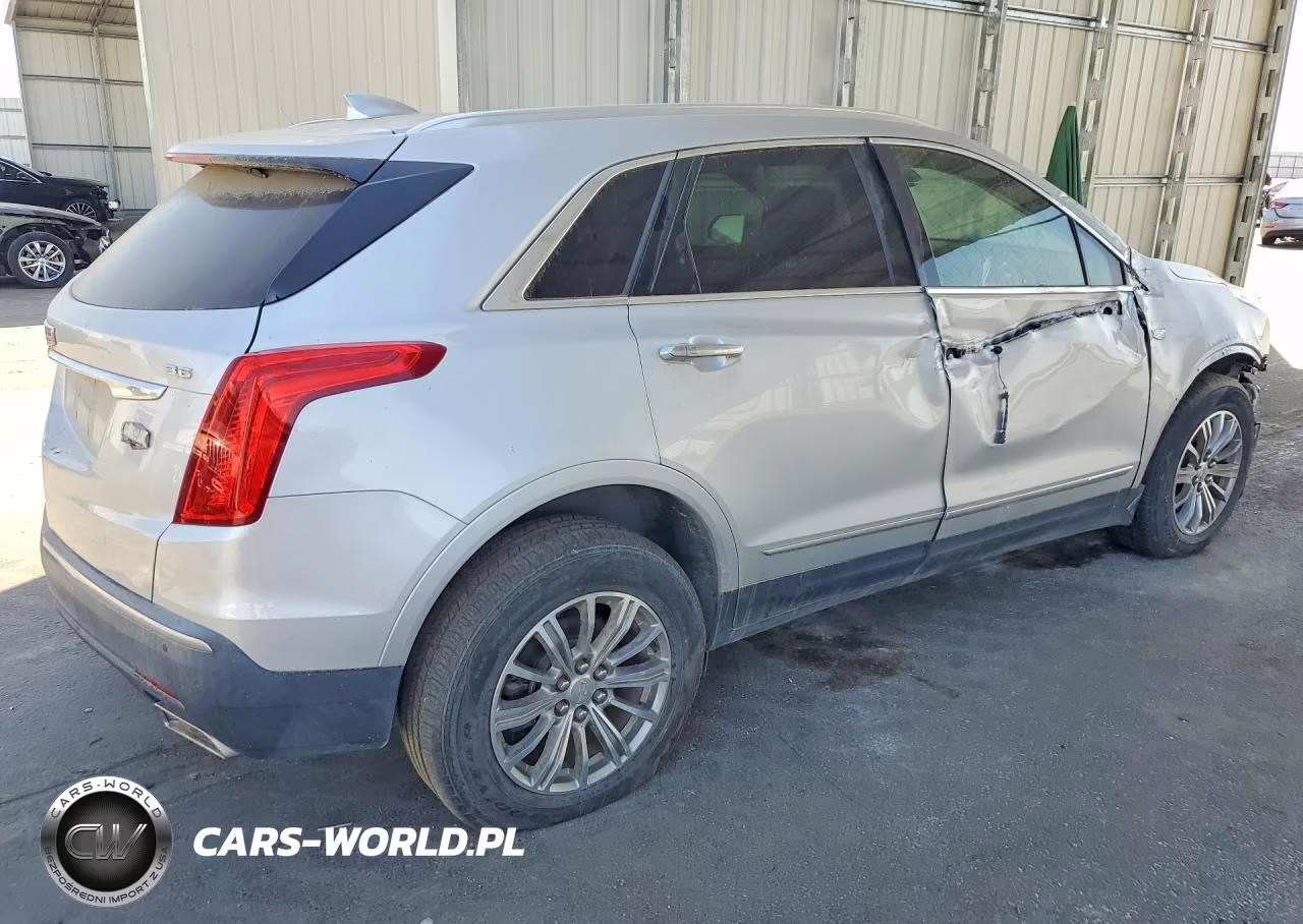 2018 Cadillac Xt5 Luxury VIN:1GYKNCRS0JZ114958 - 3