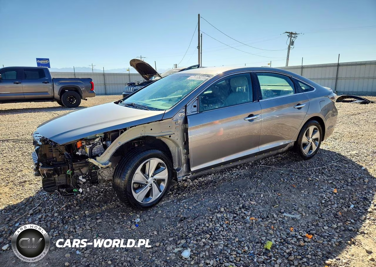 2017 Hyundai Sonata Hybrid Limited VIN:KMHE34L37HA067092 - 1
