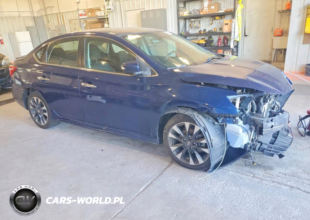 2018 Nissan Sentra Sr VIN:3N1AB7AP3JY216048 - 4