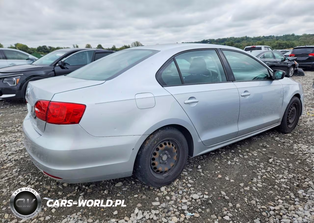 2013 Volkswagen Jetta Base VIN:3VW2K7AJ9DM271853 - 3