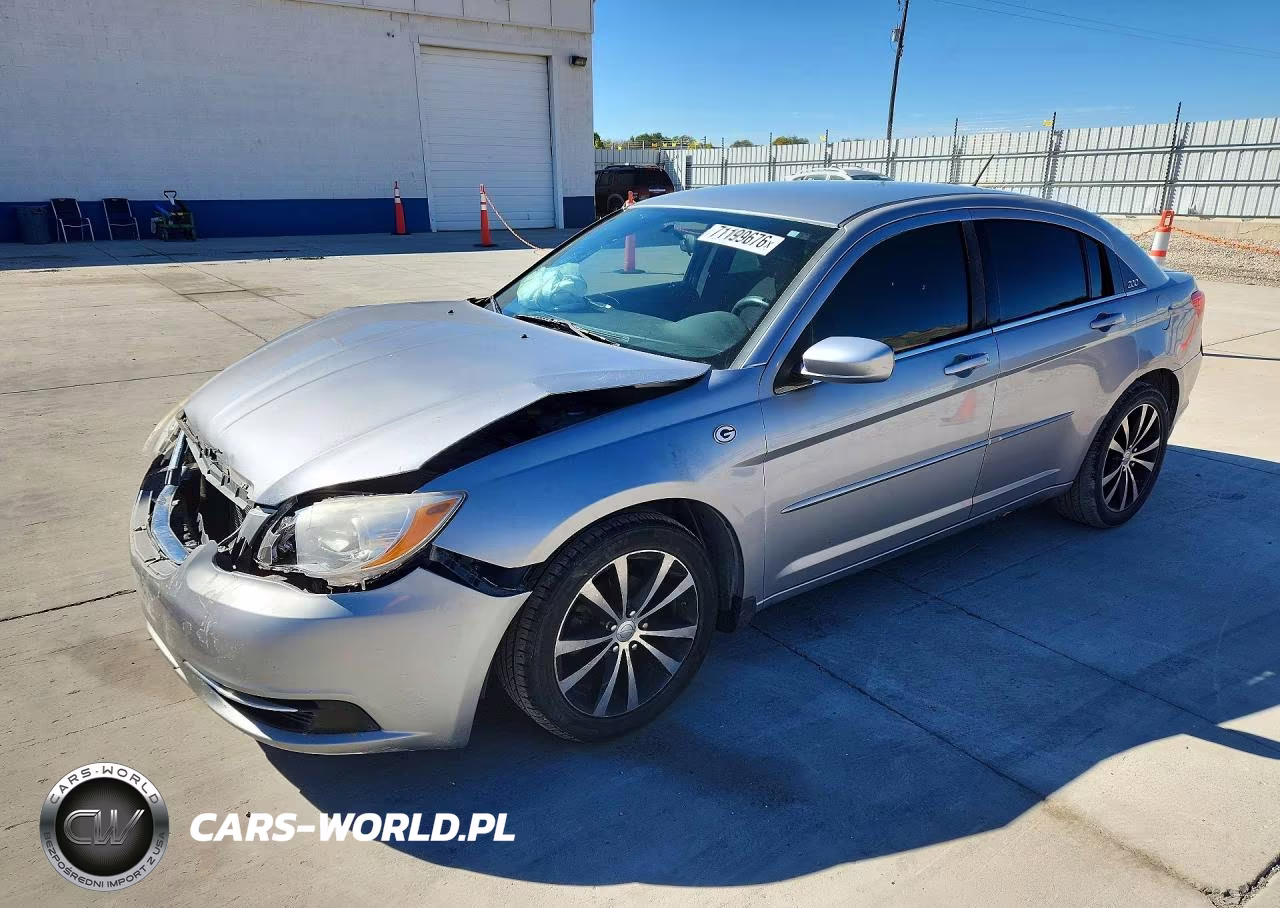 2014 Chrysler 200 Lx VIN:1C3CCBAB2EN204801 - 1