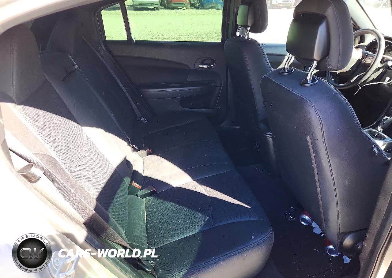 2014 Chrysler 200 Lx VIN:1C3CCBAB2EN204801 - 10