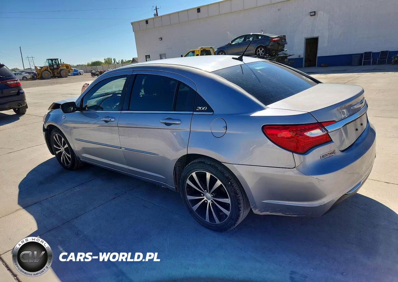 2014 Chrysler 200 Lx VIN:1C3CCBAB2EN204801 - 2