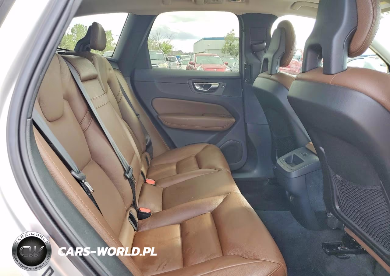 2019 Volvo Xc60 T5 VIN:LYV102RK5KB176567 - 11