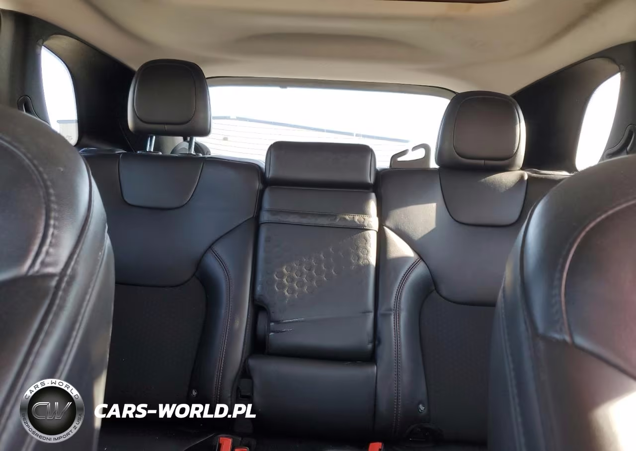 2019 Jeep Cherokee Trailhawk VIN:1C4PJMBX9KD140752 - 10