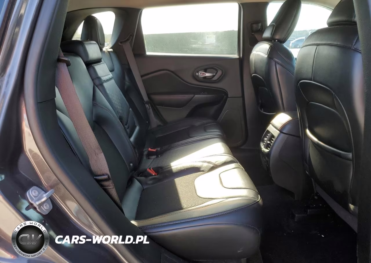 2019 Jeep Cherokee Trailhawk VIN:1C4PJMBX9KD140752 - 11