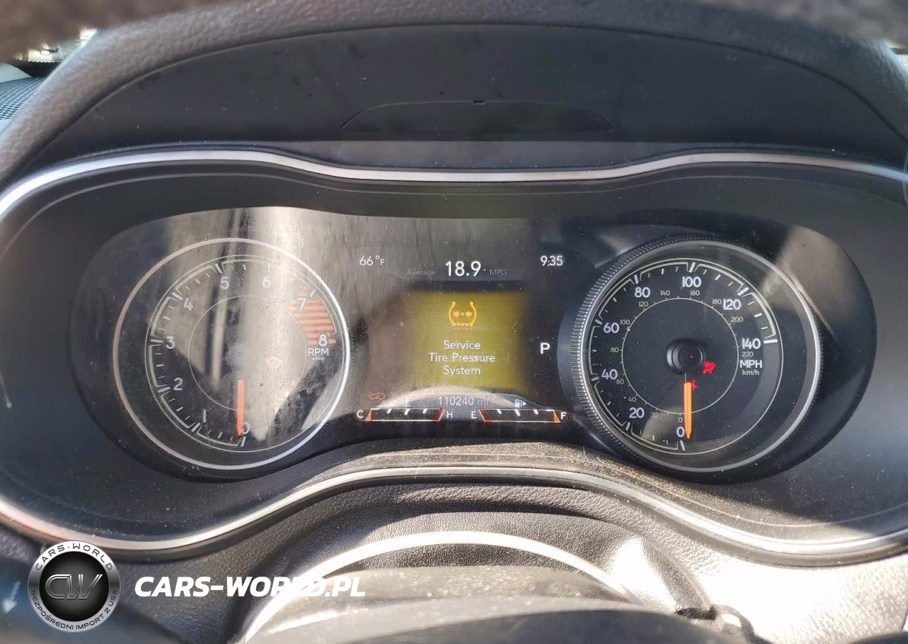 2019 Jeep Cherokee Trailhawk VIN:1C4PJMBX9KD140752 - 9
