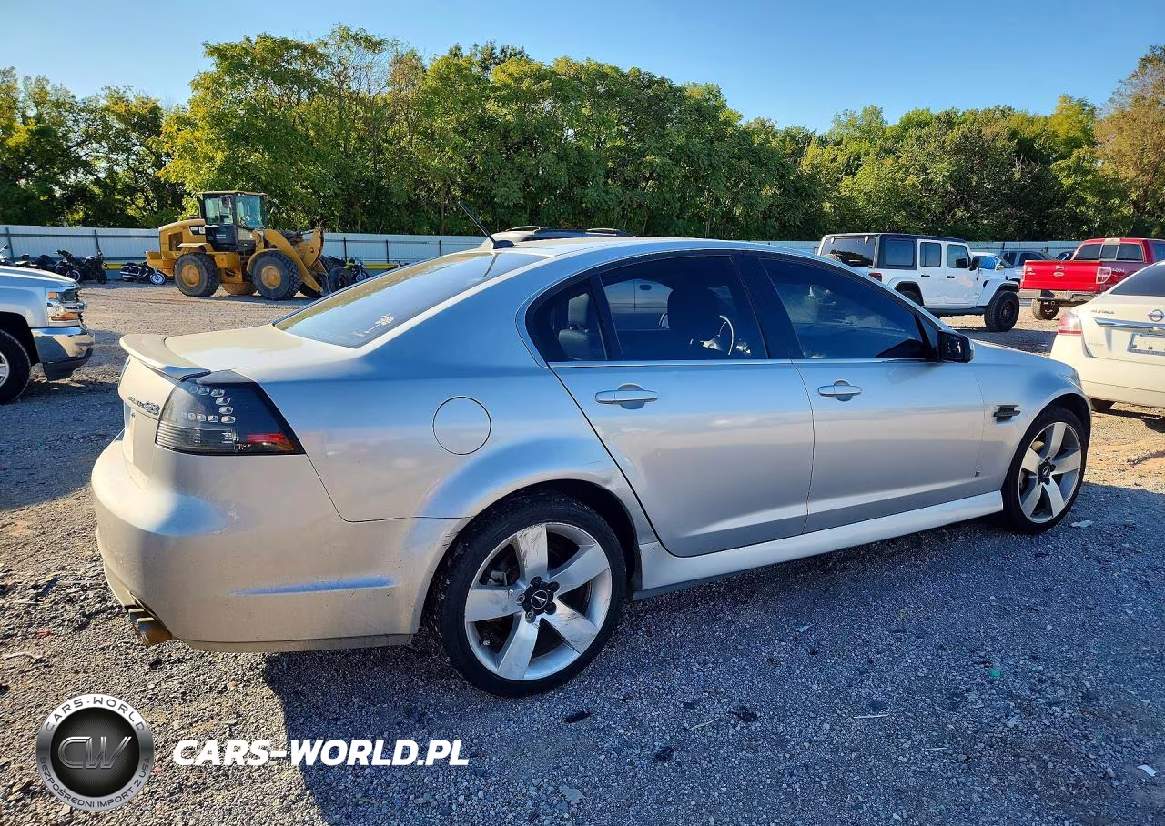 2009 Pontiac G8 VIN:6G2ER57749L182588 - 3